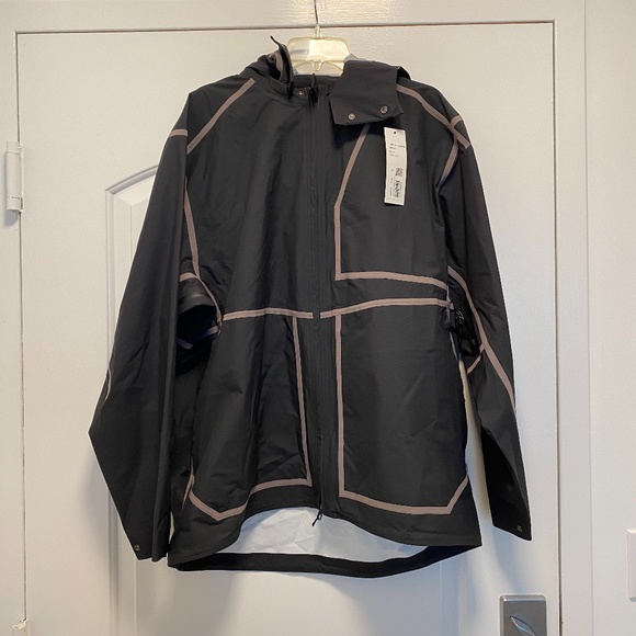 ashta shell jacket lululemon lab